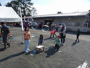 シャボン玉 シャボン玉